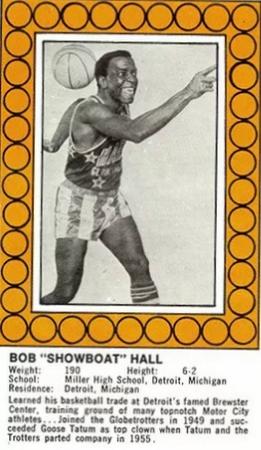 1971 Phoenix Candy Harlem Globetrotters #NNO Bob Hall Front