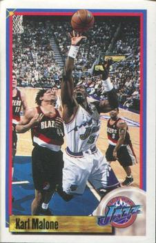 1999-00 Panini NBA Stickers #144 Karl Malone Front