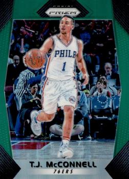 2017-18 Panini Prizm - Prizms Green #5 T.J. McConnell Front