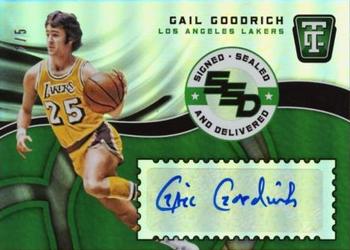 2017-18 Panini Totally Certified - Signed, Sealed, and Delivered Green #SSD-GG Gail Goodrich Front
