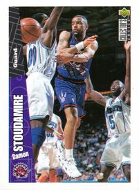 1996-97 Collector's Choice Italian Stickers #143 Damon Stoudamire Front