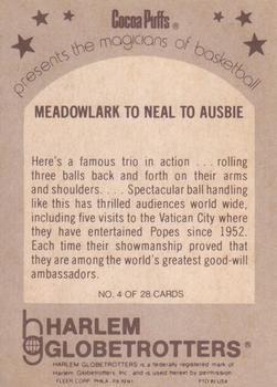 1971 Fleer Cocoa Puffs Harlem Globetrotters #4 Meadowlark Lemon / Curly Neal / Geese Ausbie Back