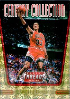 2018-19 Panini Threads - Century Collection Dazzle Gold #7 Scottie Pippen Front