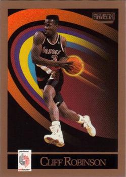 1990-91 SkyBox #239 Cliff Robinson Front