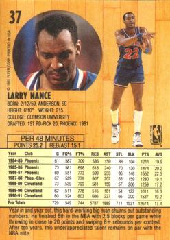1991-92 Fleer #37 Larry Nance Back