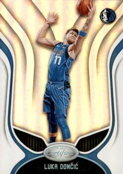 2019-20 Panini Certified #21 Luka Doncic Front