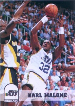 1993-94 Hoops #218 Karl Malone Front