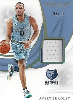 2018-19 Panini Immaculate Collection - Swatches Gold #SW-ABL Avery Bradley Front