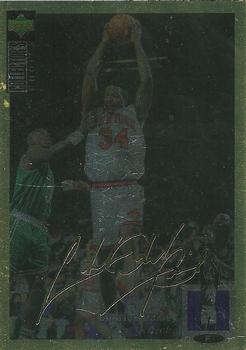 1994-95 Collector's Choice - Gold Signature #97 Charles Oakley Front