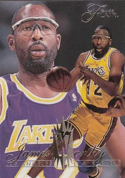 1994-95 Flair #77 James Worthy Front
