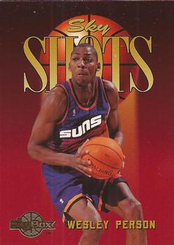 1994-95 SkyBox Premium #322 Wesley Person Front