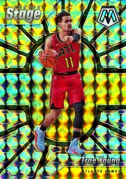 2019-20 Panini Mosaic - Center Stage #29 Trae Young Front