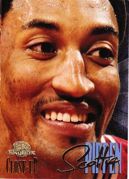 1995-96 SkyBox Premium - Close-Up #C1 Scottie Pippen Front