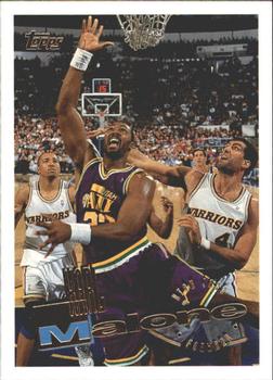 1995-96 Topps #32 Karl Malone Front