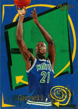 1996-97 Fleer - Rookie Rewind #4 Kevin Garnett Front
