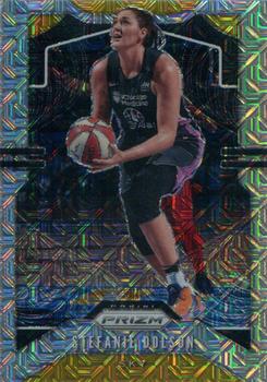 2020 Panini Prizm WNBA - Mojo #43 Stefanie Dolson Front