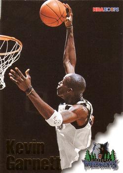 1996-97 Hoops #220 Kevin Garnett Front