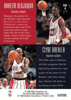 1996-97 Hoops - Head 2 Head #HH4 Clyde Drexler / Hakeem Olajuwon Back