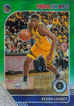 2019-20 Hoops Premium Stock - Prizms Green #65 Kevon Looney Front