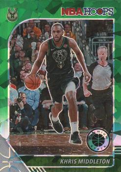 2019-20 Hoops Premium Stock - Prizms Green Cracked Ice #107 Khris Middleton Front