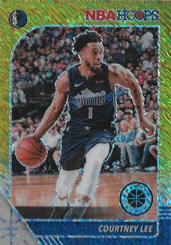 2019-20 Hoops Premium Stock - Prizms Gold Shimmer #43 Courtney Lee Front