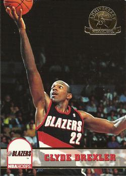 1993-94 Hoops - Fifth Anniversary Gold #176 Clyde Drexler Front