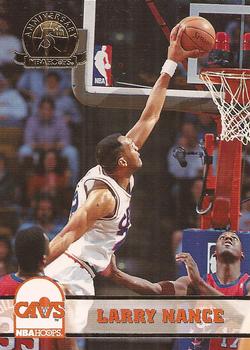 1993-94 Hoops - Fifth Anniversary Gold #40 Larry Nance Front
