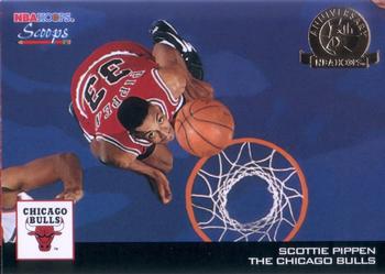 1993-94 Hoops - Scoops Fifth Anniversary Gold #HS4 Scottie Pippen Front