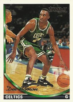 1993-94 Topps - Gold #180 Dee Brown Front