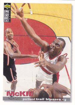 1995-96 Collector's Choice European Stickers #36 Aaron McKie Front