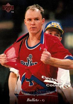 1995-96 Upper Deck - Electric Court #62 Scott Skiles Front