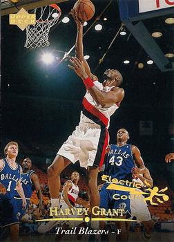 1995-96 Upper Deck - Electric Court Gold #208 Harvey Grant Front