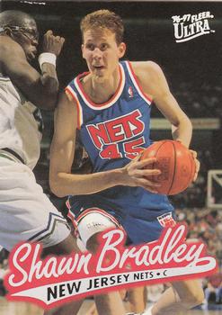 1996-97 Ultra #68 Shawn Bradley Front