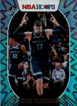 2020-21 Hoops - Teal Explosion #29 Jonas Valanciunas Front