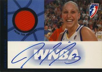 2005 Rittenhouse WNBA - Multi-Case Incentive Autographed Jersey Relics #AR2 Diana Taurasi Front