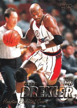 1997-98 Fleer #22 Clyde Drexler Front