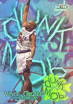 1999-00 Hoops - Dunk Mob #8DM Vince Carter Front