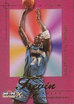 1999-00 Hoops Decade - Retrospection Collection Parallel #1RC Kevin Garnett Front