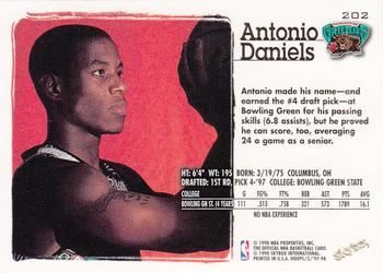 1997-98 Hoops #202 Antonio Daniels Back