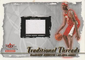 2000-01 Fleer Tradition Glossy - Traditional Threads #NNO DerMarr Johnson Front