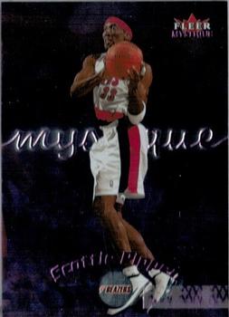 2000-01 Fleer Mystique - Masterpiece #99 Scottie Pippen Front