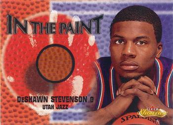2000-01 Fleer Showcase - In the Paint #NNO DeShawn Stevenson Front