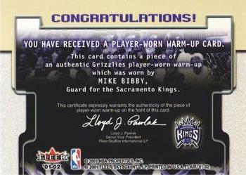 2001-02 Flair - Warming Up #NNO Mike Bibby Back