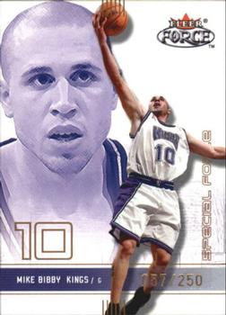 2001-02 Fleer Force - Special Force #28 Mike Bibby Front