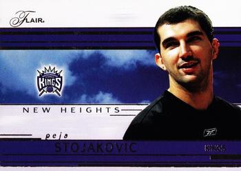 2002-03 Flair - New Heights #10 NH Peja Stojakovic Front