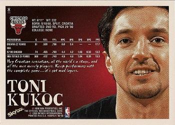 1998-99 Hoops #8 Toni Kukoc Back