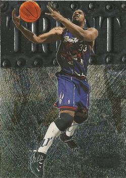 1998-99 Metal Universe #21 Gary Trent Front