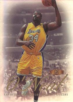 1999-00 Flair Showcase #7 Shaquille O'Neal Front
