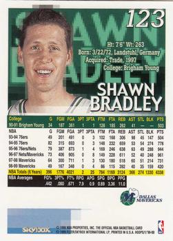 1999-00 Hoops #123 Shawn Bradley Back