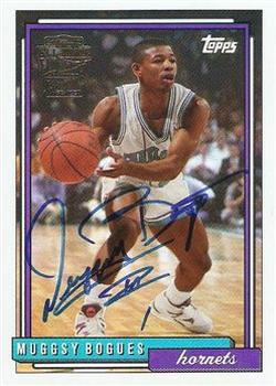2005-06 Topps 1952 Style - All-Time Fan Favorites Autographs Rainbow Foilboard #FFA-MBO Muggsy Bogues Front